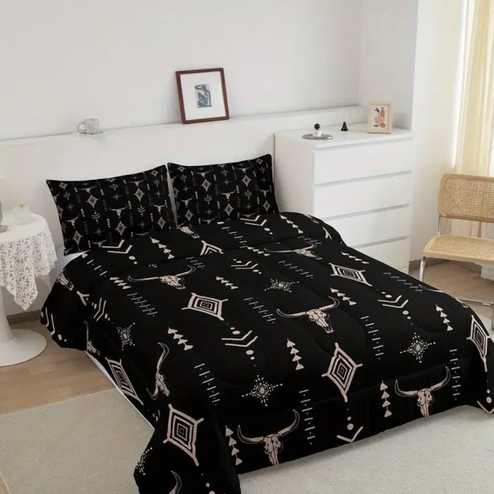 King Black Western Boho Skull Print Comforter